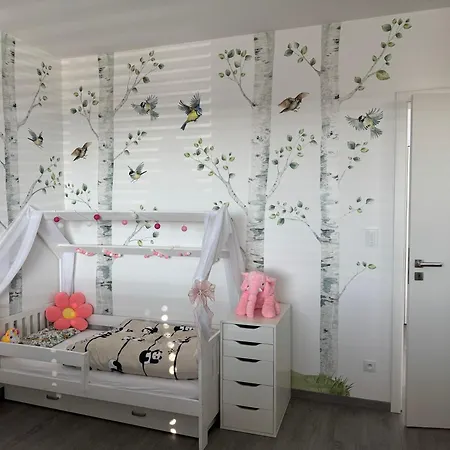 With Terrace & Private Garden 30 Min To Center 빌라